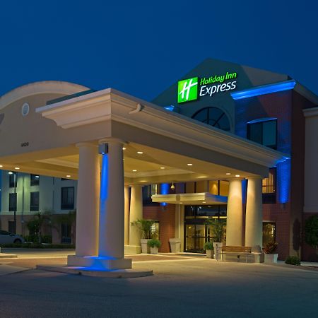 Holiday Inn Express & Suites Sebring By Ihg Exterior photo
