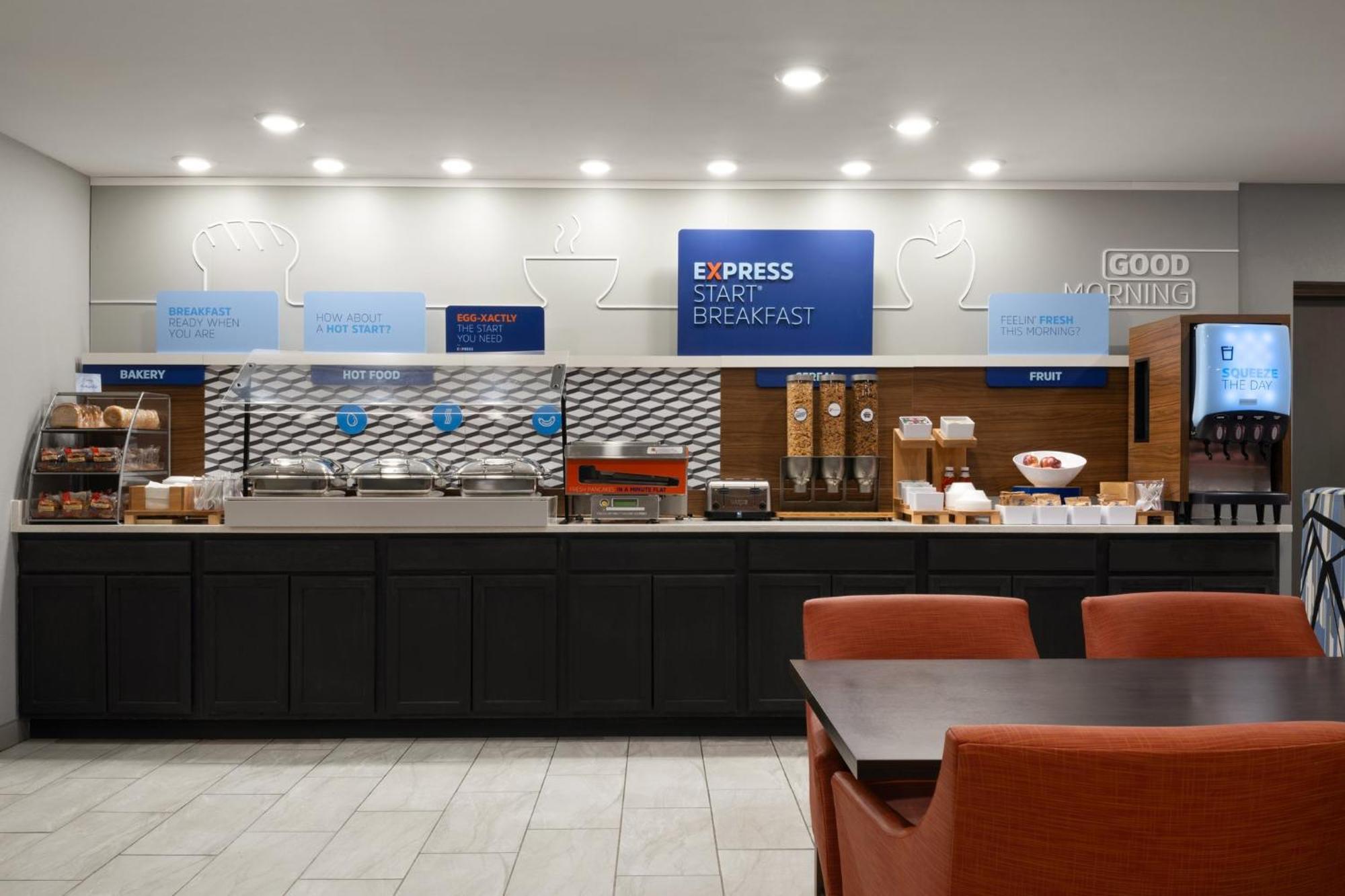 Holiday Inn Express & Suites Sebring By Ihg Exterior photo