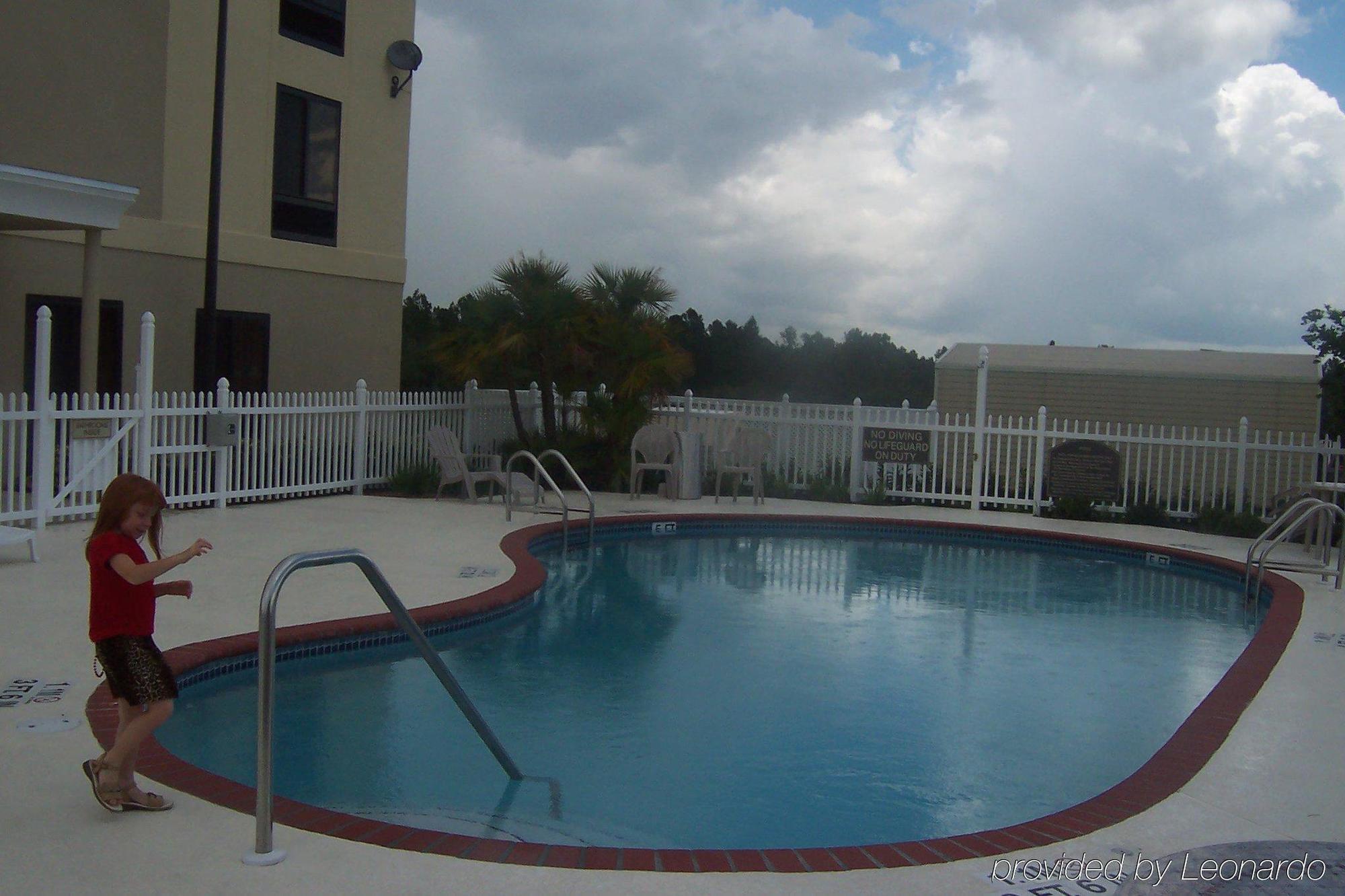 Holiday Inn Express & Suites Sebring By Ihg Exterior photo